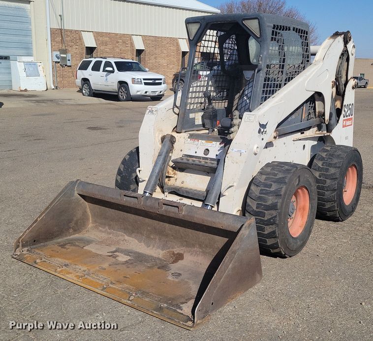 2008 Bobcat S250  skid steer loader - LG9526