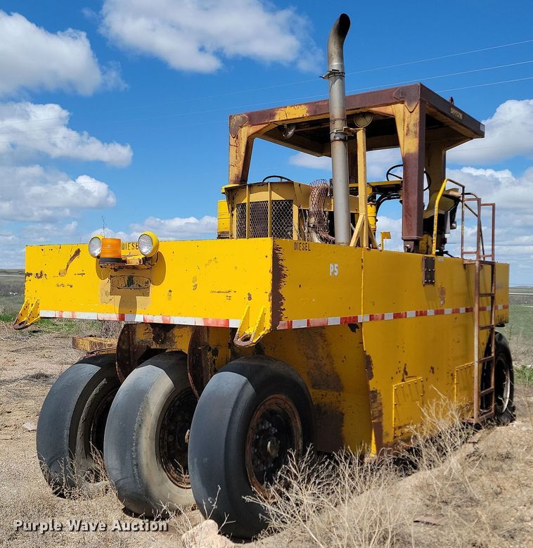 Tampo SP-1070M  pneumatic roller - ME9697