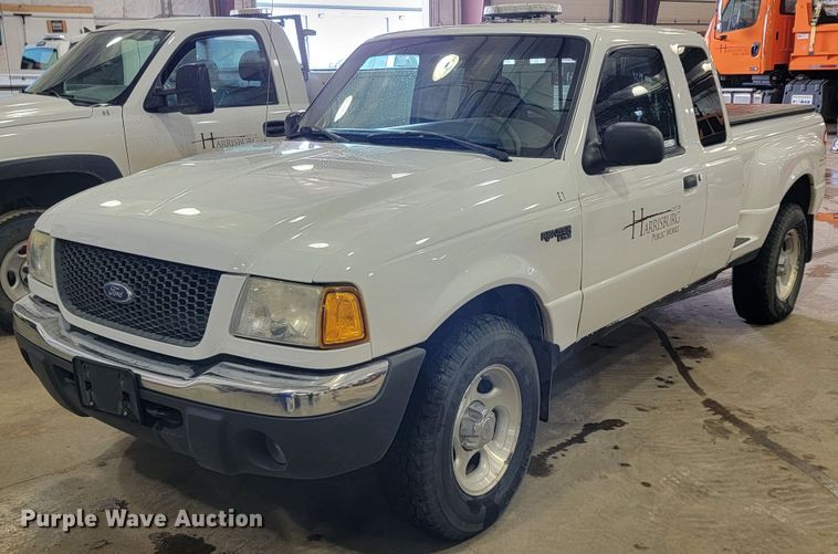 2001 Ford Ranger XLT  SuperCab pickup truck - ME9775