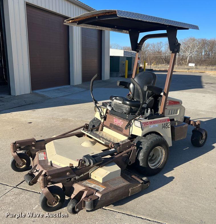 Grasshopper 725DT6  ZTR lawn mower - MM9133