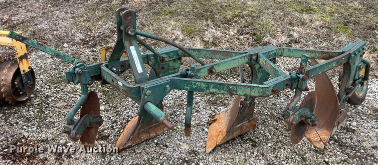 Bottom plow - MM9166