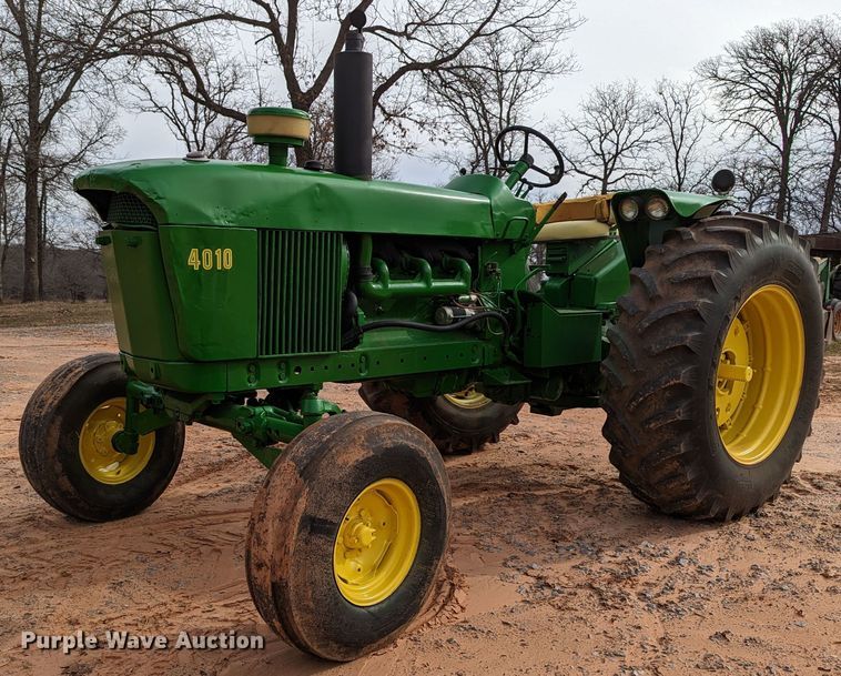 1961 John Deere 4010  tractor - LF9639