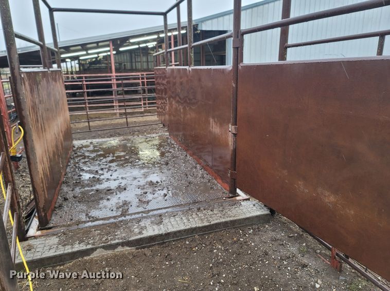 Shop built  livestock scale - ME9065