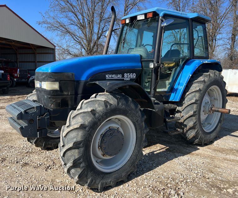 1996 New Holland 8560  MFWD tractor - MM9188