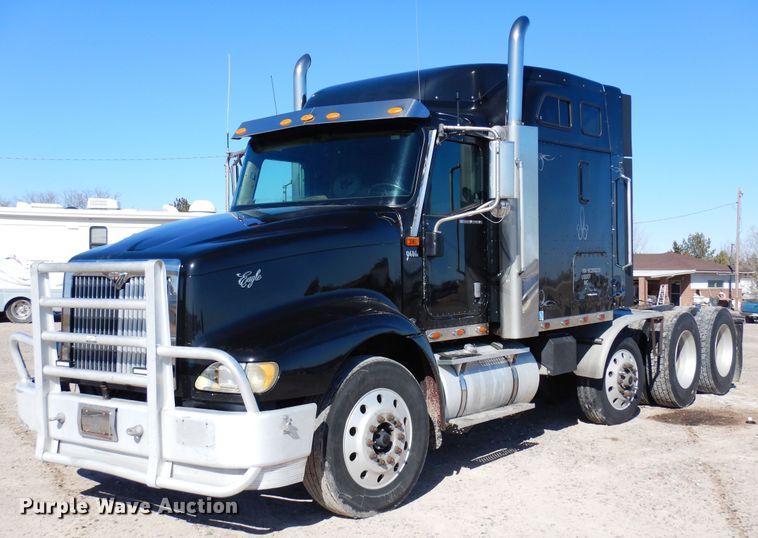 2006 International 9400i  semi truck - DN6289