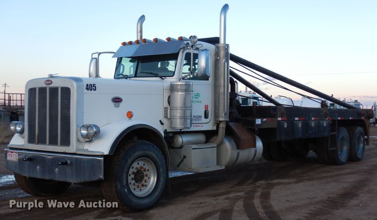 2010 Peterbilt  389 winch truck - DN6302