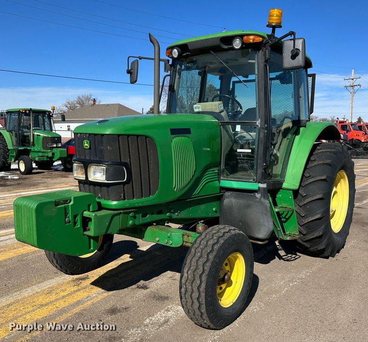 2009 John Deere 6415  tractor - LT9493