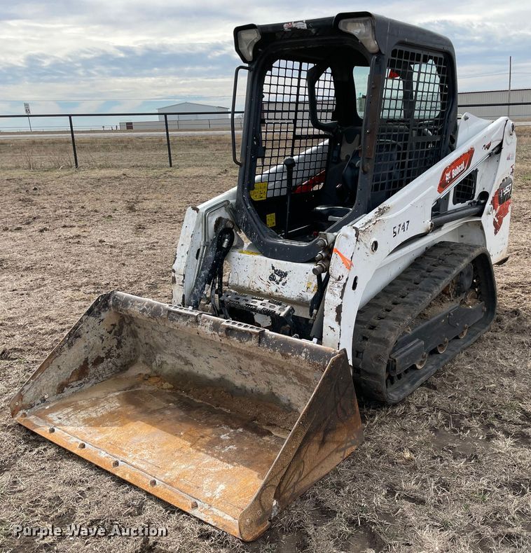2021 Bobcat T450  tracked skid steer loader - DQ5713