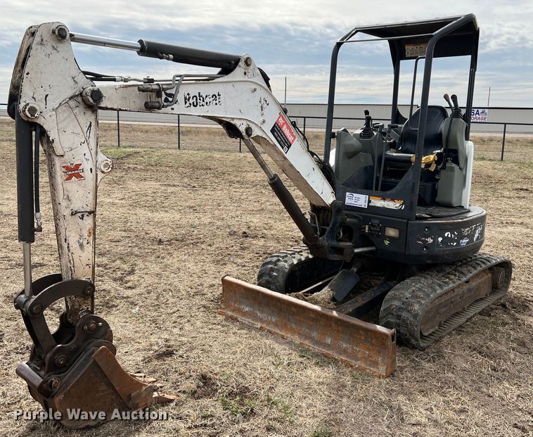 2015 Bobcat E26  mini excavator - DQ5720