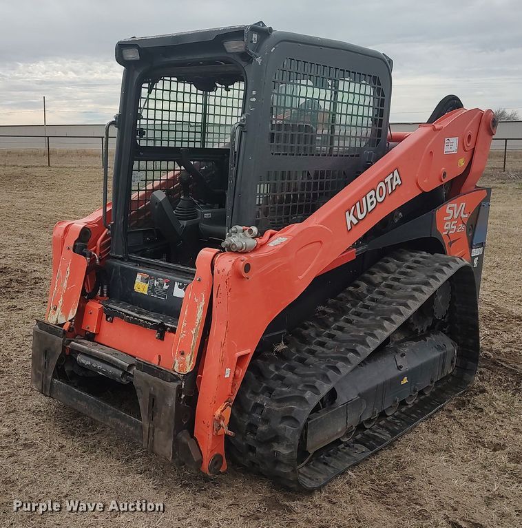 2019 Kubota SVL95-2S  tracked skid steer loader - DQ5736