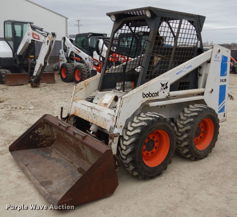 1991 Bobcat 743B  skid steer loader - DK7666