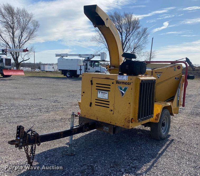2011 Vermeer BC1000XL  wood chipper - DL7058