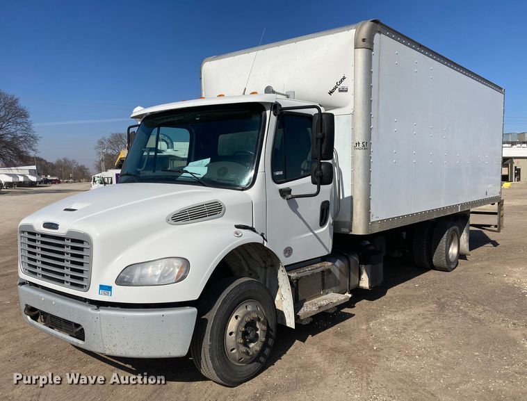 2016 Freightliner Business Class M2  box truck - HN9820