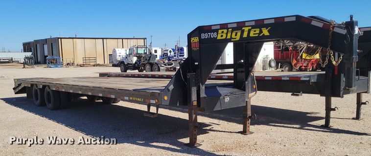 2018 Big Tex 25GN-28 Plus 5  equipment trailer - KD9297
