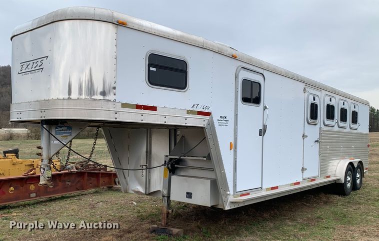 2003 Exiss GNHC-726-T  livestock trailer - LI9105