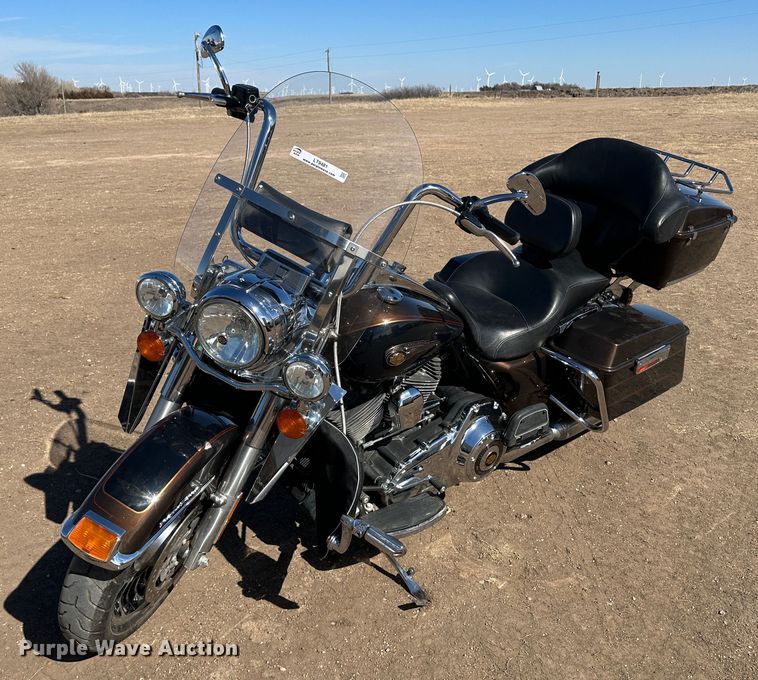 2013 Harley Davidson Road King  110th Anniversary Edition motorcycle - LT9481