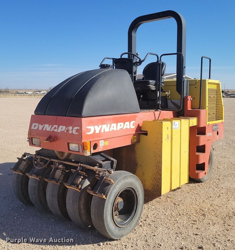 Dynapac CP142  pneumatic roller - DK0392