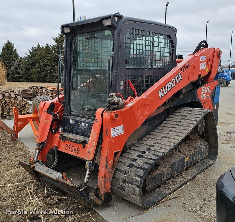 2018 Kubota SVL95-2S  tracked skid steer loader - DO4205