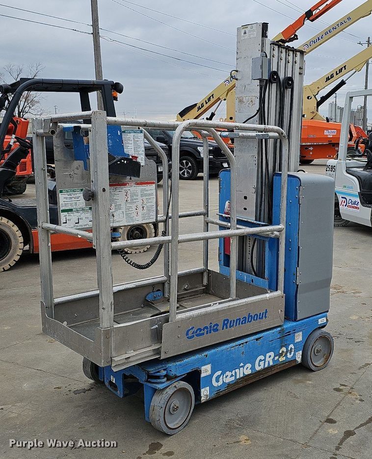 2013 Genie GR20  scissor lift - DO4206