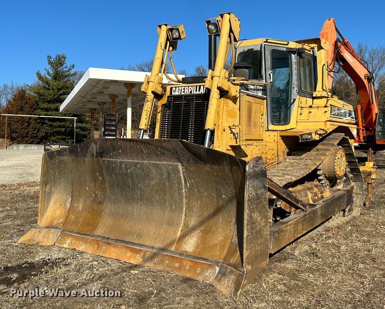 1998 Caterpillar D7R  dozer - DR7468