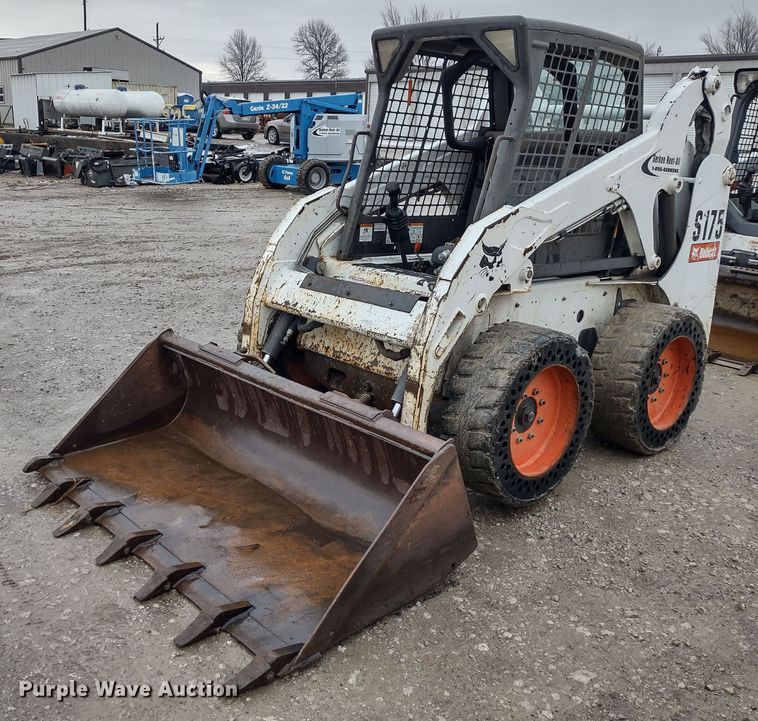 2012 Bobcat S175  skid steer loader - DR8182