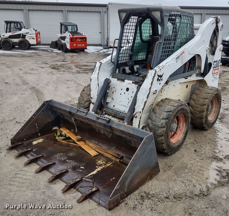 2007 Bobcat S300  skid steer loader - DR8186