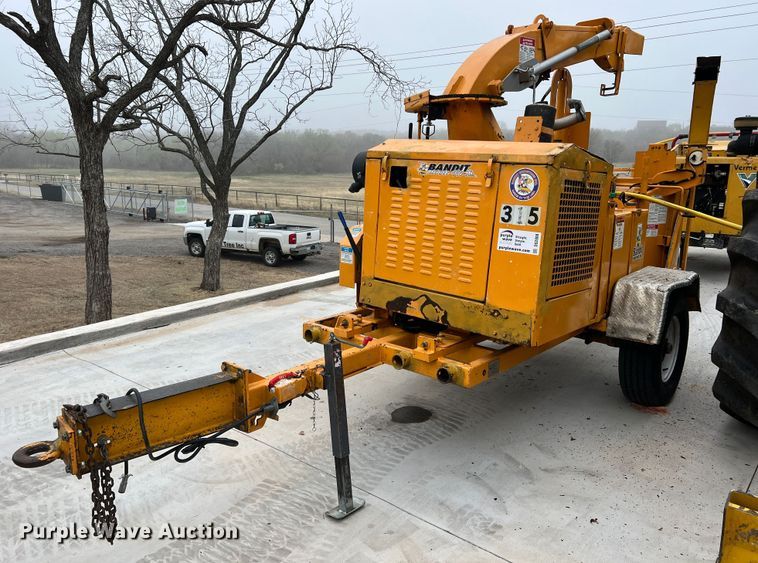 2015 Bandit 990XP  wood chipper - DS2808