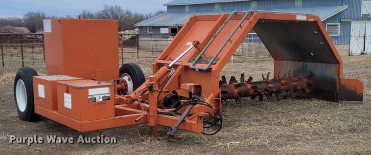 Machine Works  compost turner - EB9755