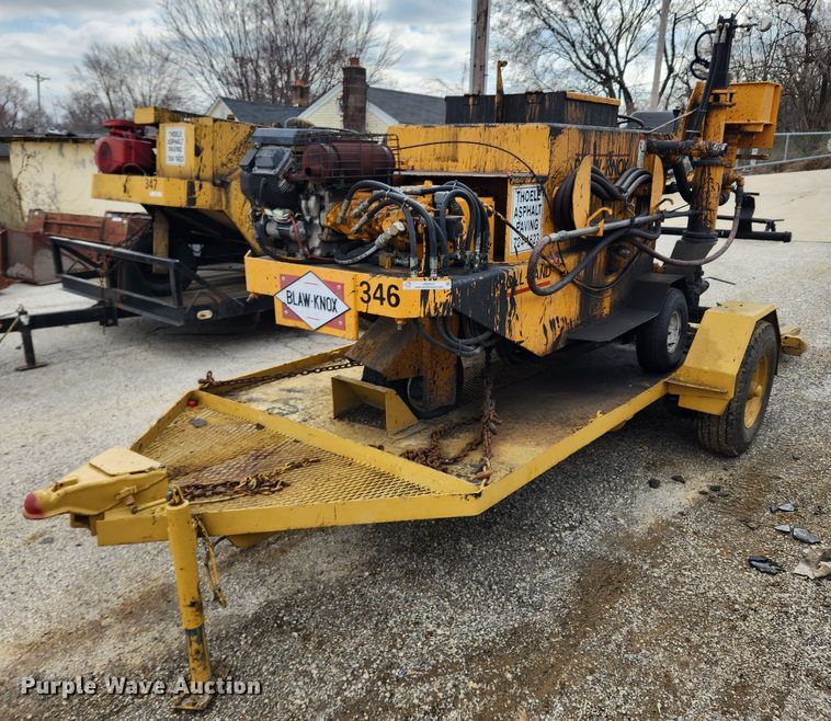 Ingersoll Rand Blaw-Knox  sealcoat squeegee machine - JB9541