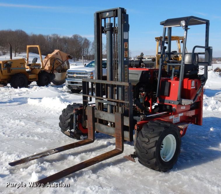 2004 Moffett M5500  forklift - KU9843