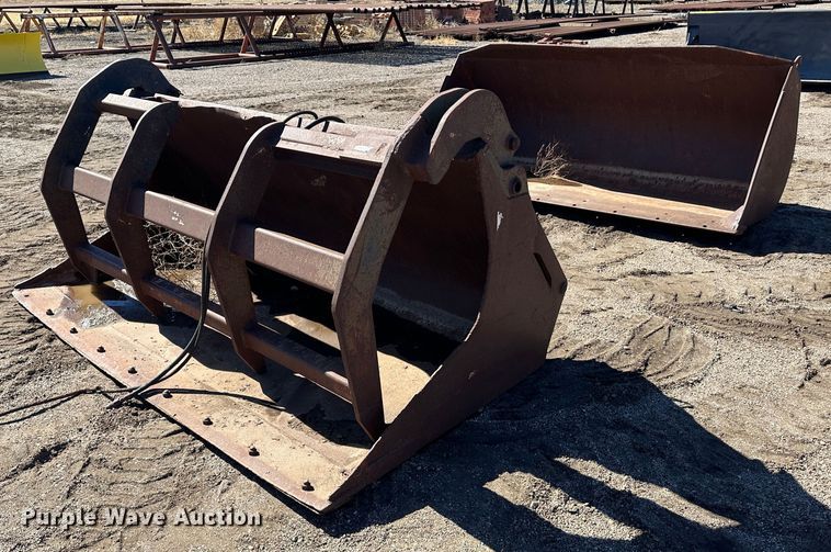 (2) buckets - LT9108