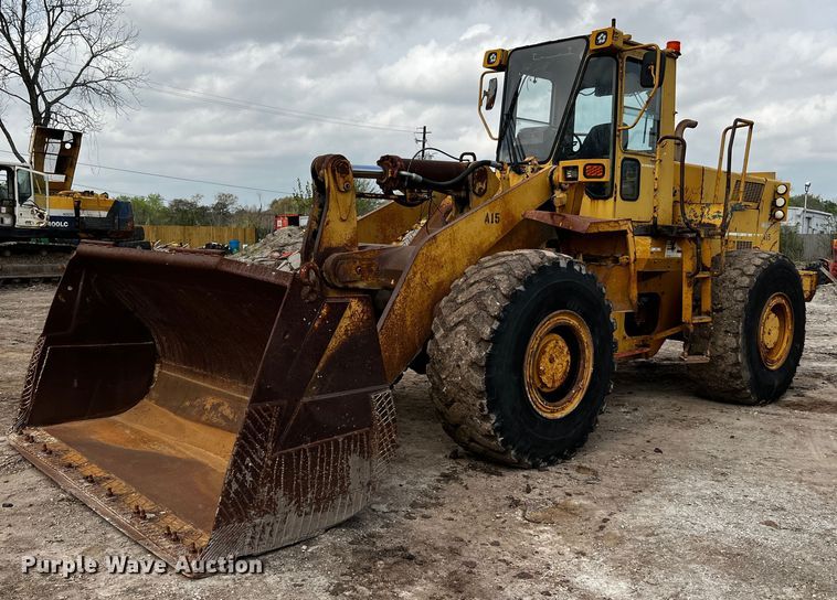 Komatsu WA450  wheel loader - MF9819