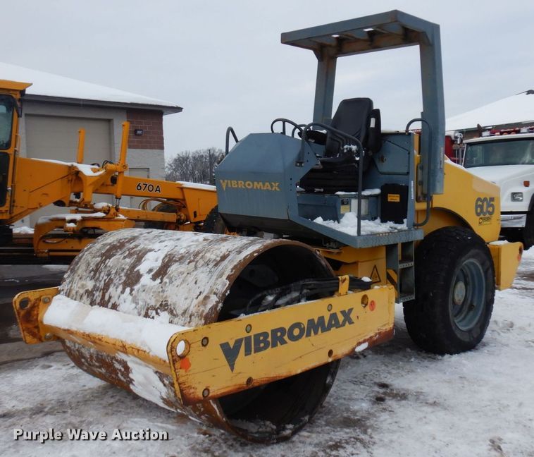 2000 Vibromax W605D  single drum vibratory roller - AF9282