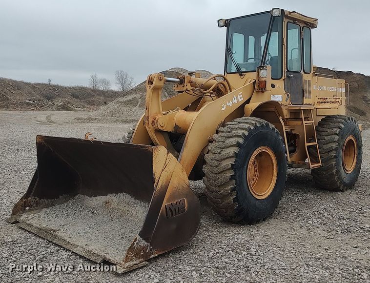 1987 John Deere 544E  wheel loader - DO3835