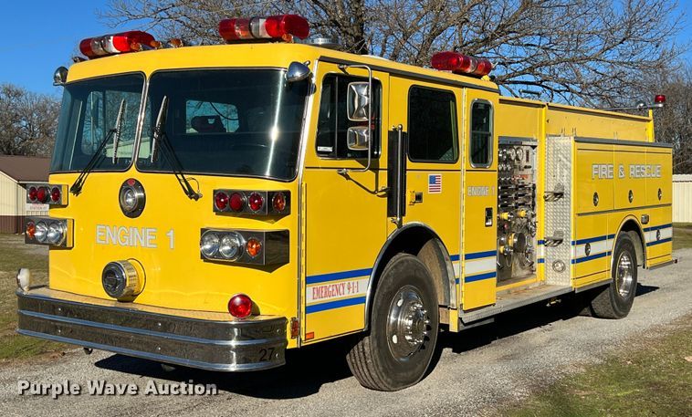 1986 Sutphen Deluge  pumper fire truck - KR9548