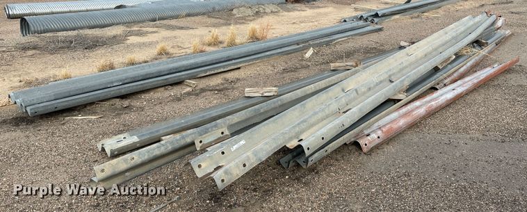 Approximately 225 guard rails - LT9159