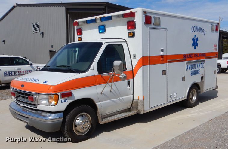 1998 Ford E450  ambulance - MP9098