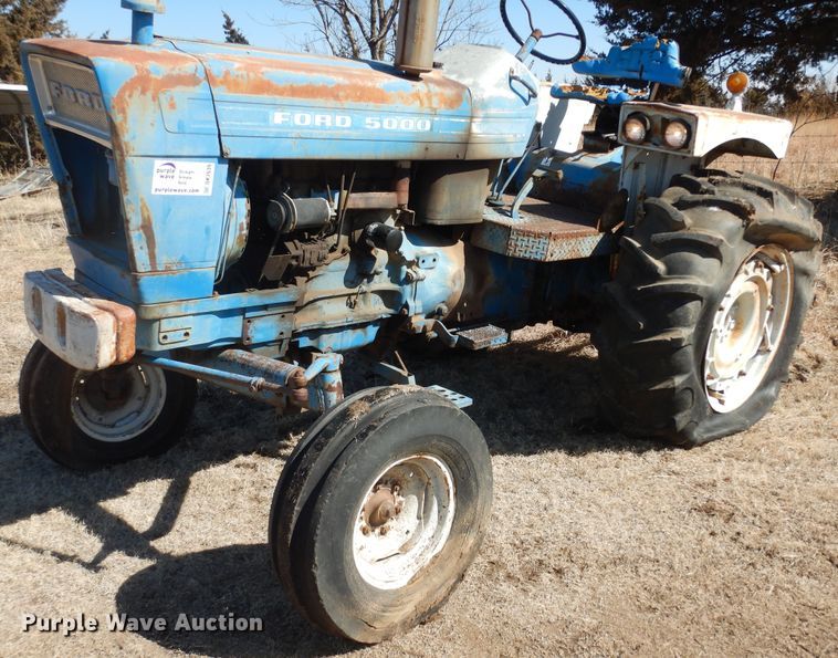 1969 Ford 5000  tractor - DK7639