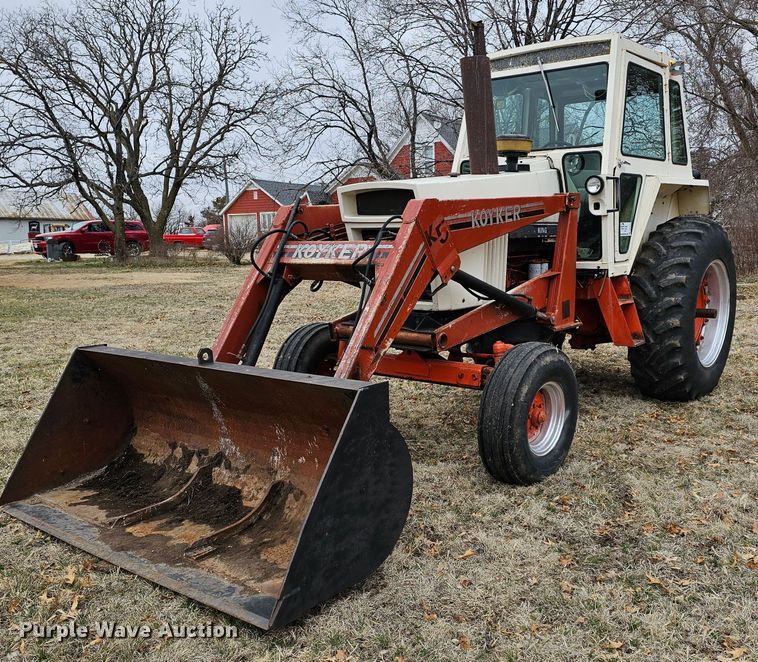 1975 Case 970  tractor - DK7712