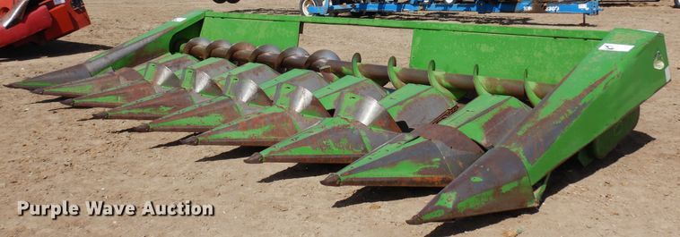 John Deere 843  corn head - DN6323