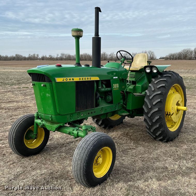 1963 John Deere 3010  tractor - LN9290