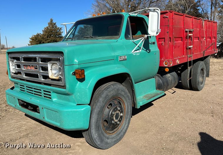 1974 GMC 6000  grain truck - LT9468