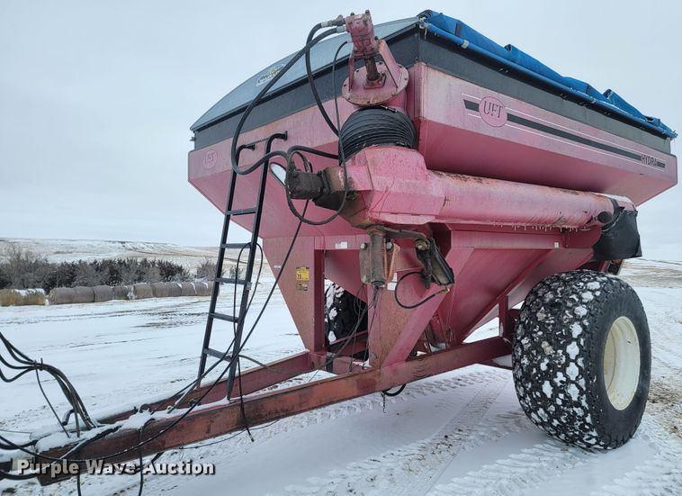 UFT Hydra 4660  grain cart - LV9290