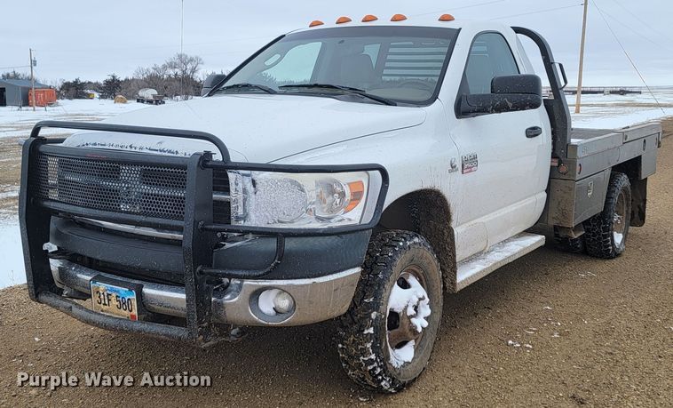 2007 Dodge Ram 3500  bale bed pickup truck - LV9291