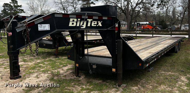 2017 Big Tex  equipment trailer - DQ1989