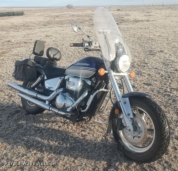 2002 Suzuki VZ800K2 Marauder  motorcycle - GP9602