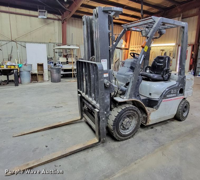 Nissan 50 forklift - HG9432
