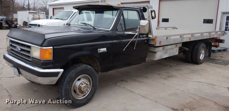 1991 Ford F450 Super Duty  rollback truck - IO9465