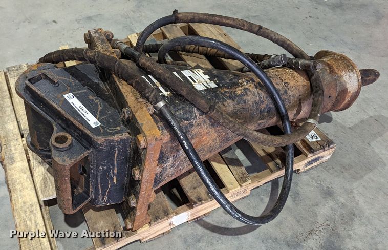 Bobcat HB1180  breaker - LF9751