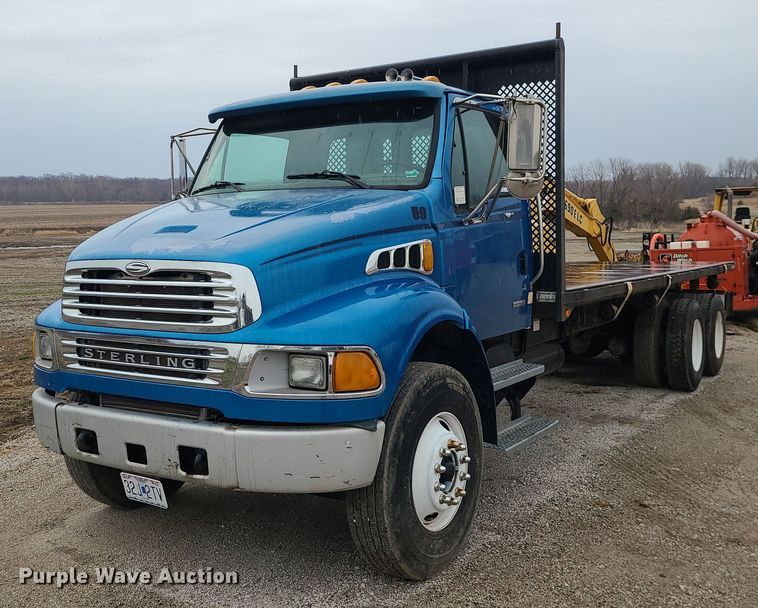 2007 Sterling Acterra  flatbed truck - LH9927